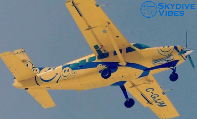 Skydiving safety - 5 safety tips in & around a skydiving plane