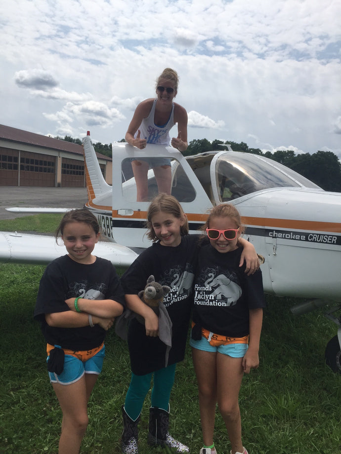 Skydivers Raise Money to Combat Pediatric Cancer - Jump 4 Jaclyn