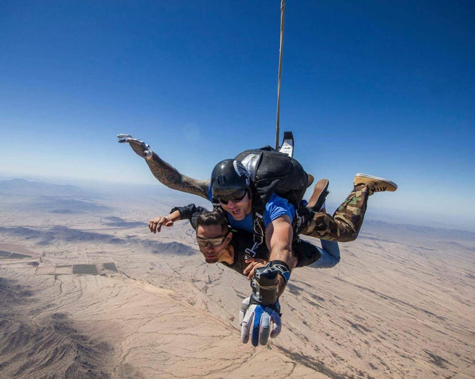 Louis Sisneros ( Army ) Skydive